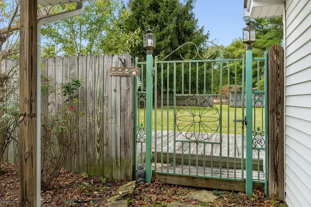 222 Spurrier Livingston TN 38570