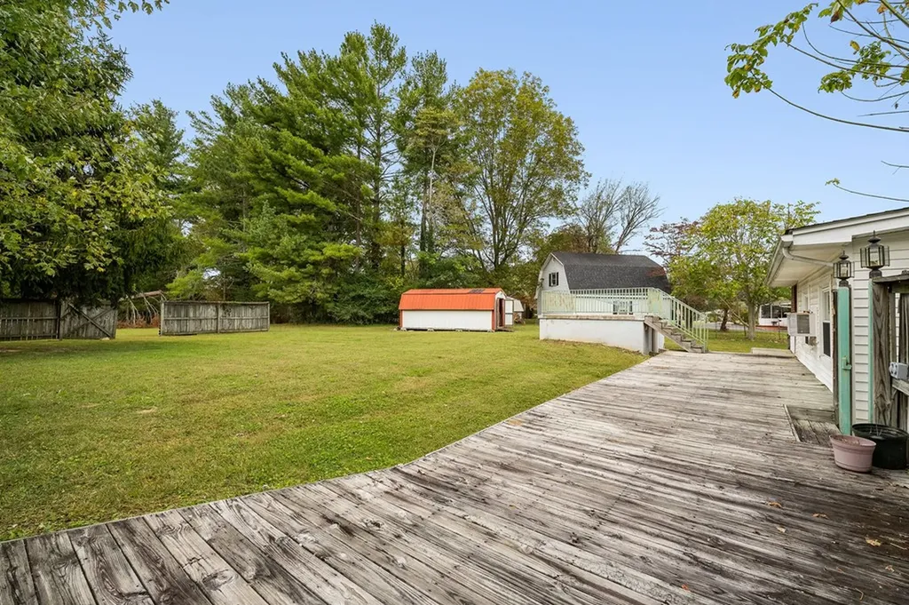 222 Spurrier Livingston TN 38570