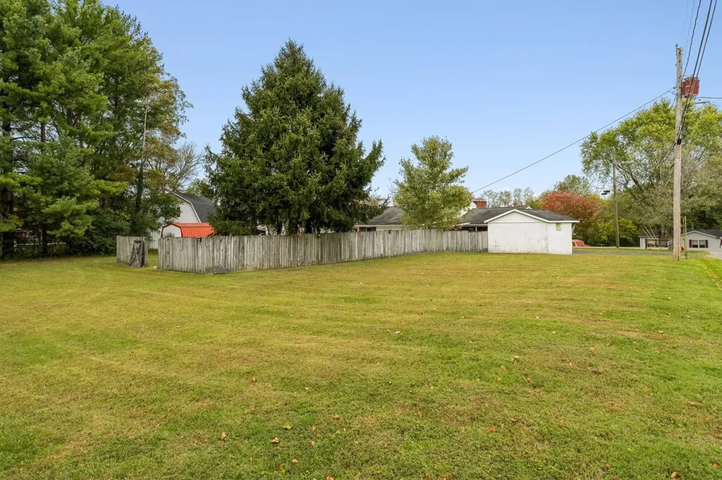 222 Spurrier Livingston TN 38570