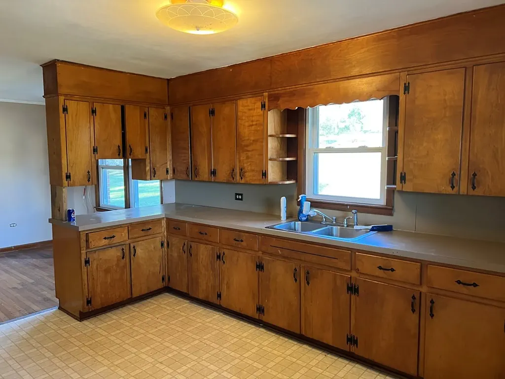 430 Wartrace Highway Pleasant Shade TN 37145