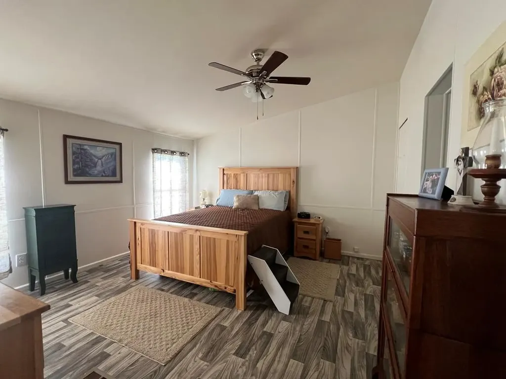 28563 State Route 30 Pikeville TN 37367