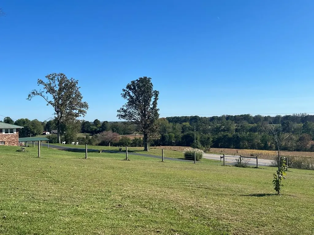 28563 State Route 30 Pikeville TN 37367