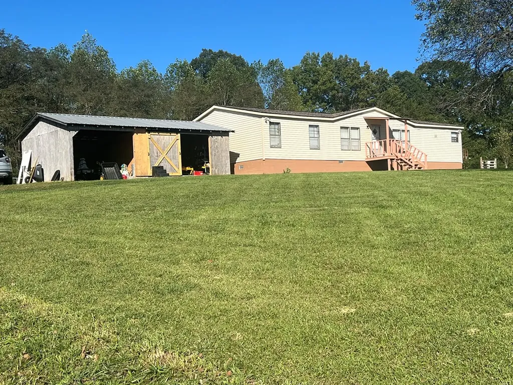 28563 State Route 30 Pikeville TN 37367