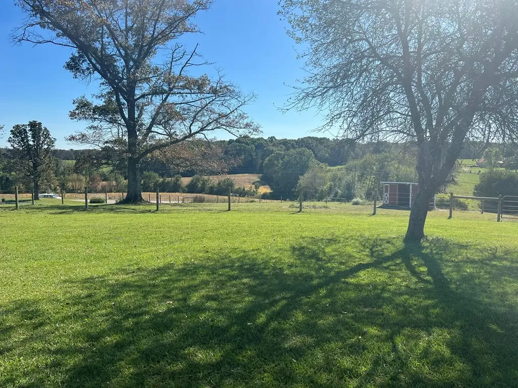 28563 State Route 30 Pikeville TN 37367