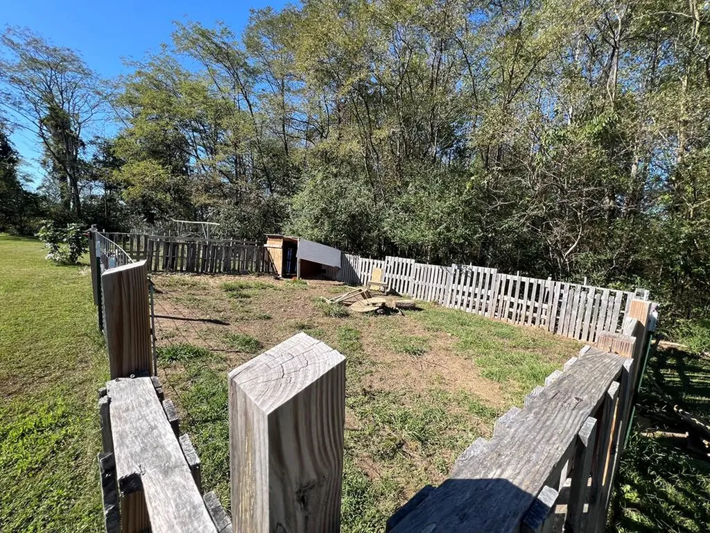 28563 State Route 30 Pikeville TN 37367