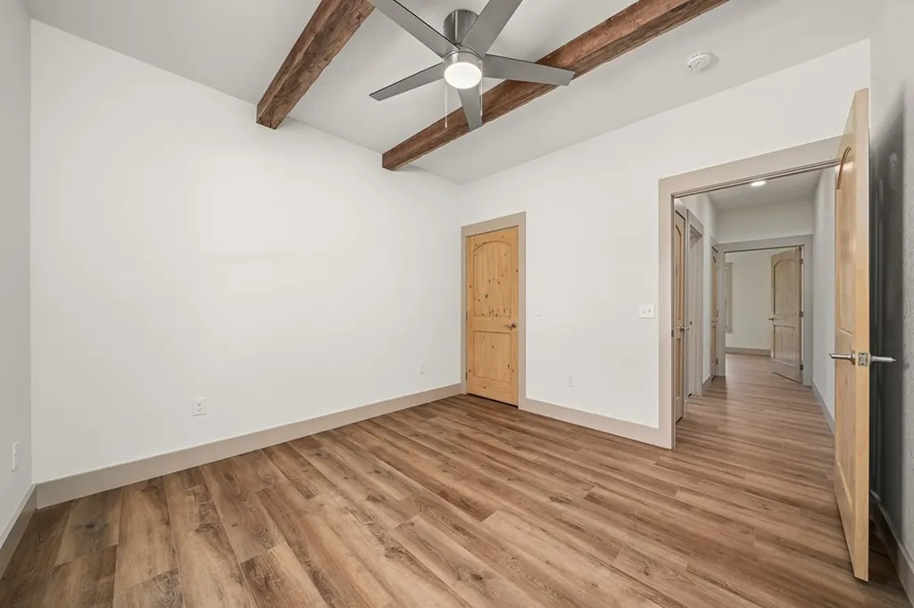 9106 Hebbertsburg Road Crab Orchard TN 37723