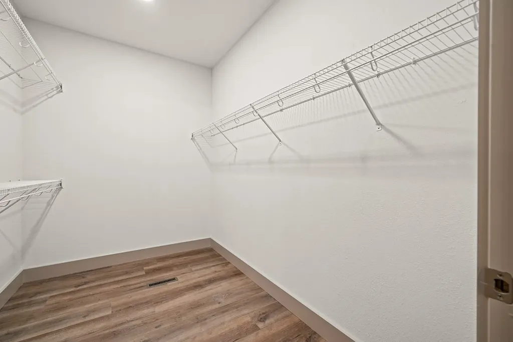 9106 Hebbertsburg Road Crab Orchard TN 37723