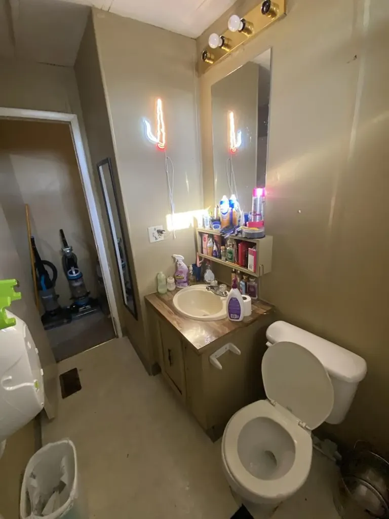 214 Old Hillcrest Drive Byrdstown TN 38549