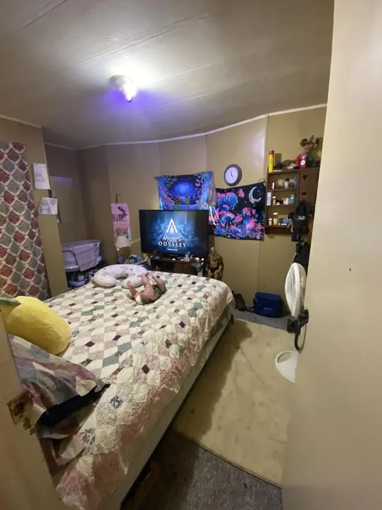 214 Old Hillcrest Drive Byrdstown TN 38549