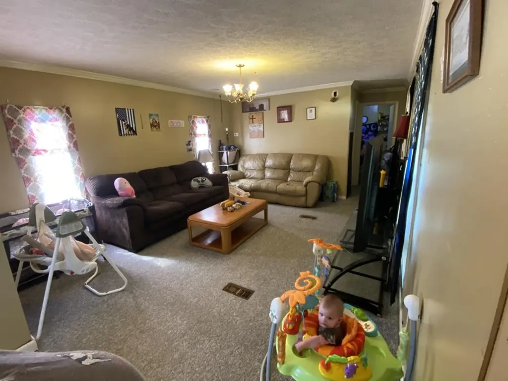 214 Old Hillcrest Drive Byrdstown TN 38549