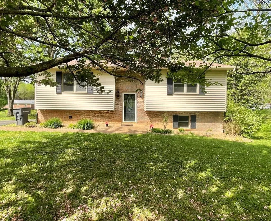 450 Dogwood Circle Cookeville TN 38501-5701