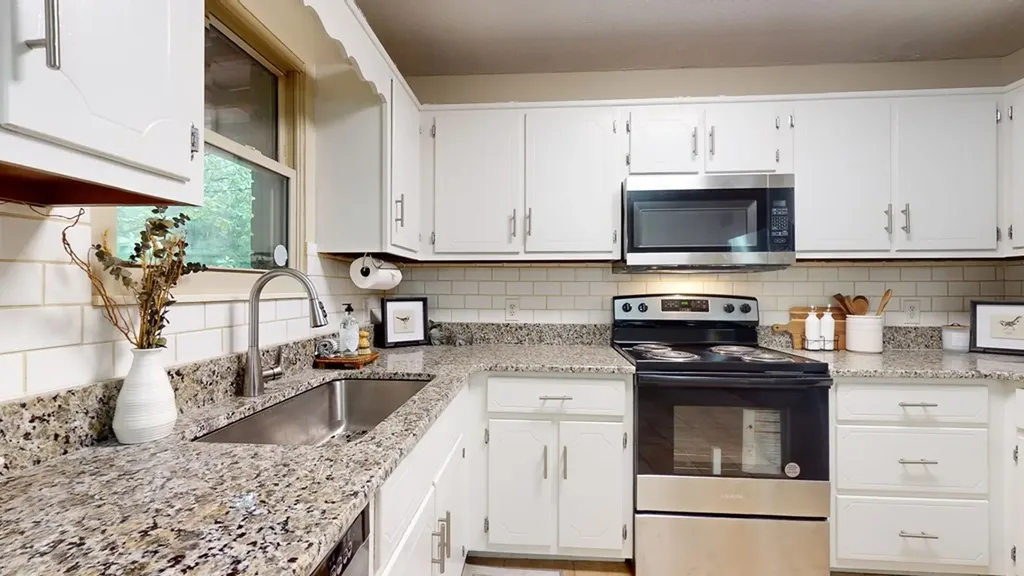 450 Dogwood Circle Cookeville TN 38501-5701