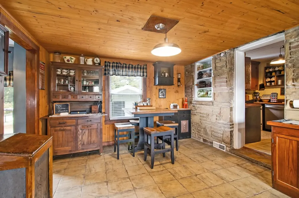 866 Open Range Road Crossville TN 38555