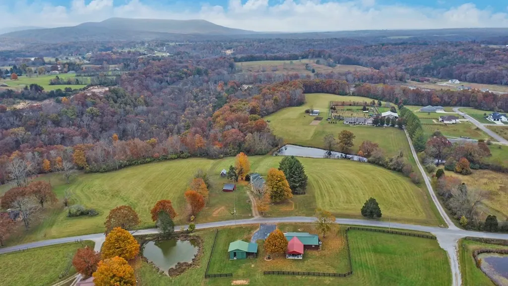 866 Open Range Road Crossville TN 38555