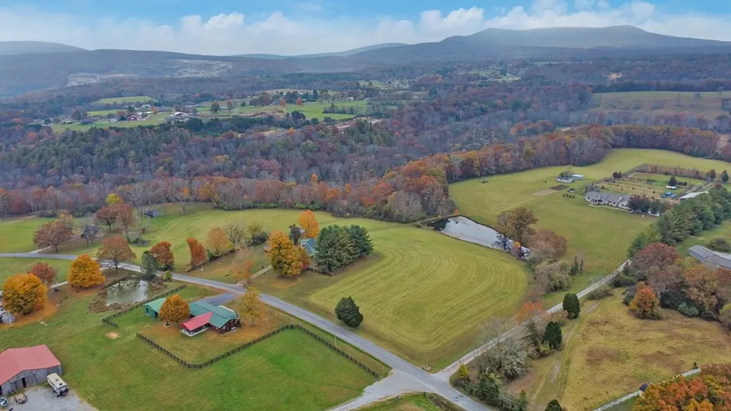 866 Open Range Road Crossville TN 38555