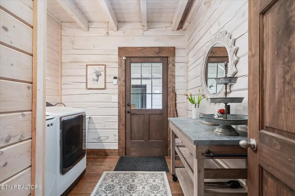 480 Big Piney Loop Wilder TN 38589