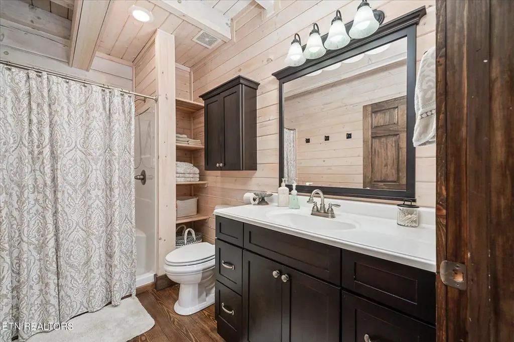 480 Big Piney Loop Wilder TN 38589