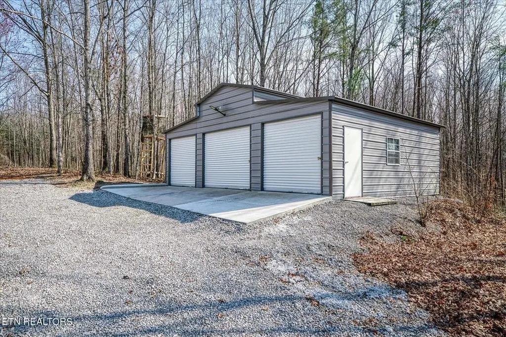 480 Big Piney Loop Wilder TN 38589