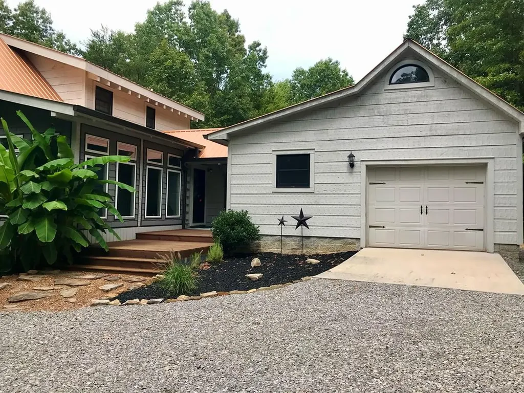 480 Big Piney Loop Wilder TN 38589