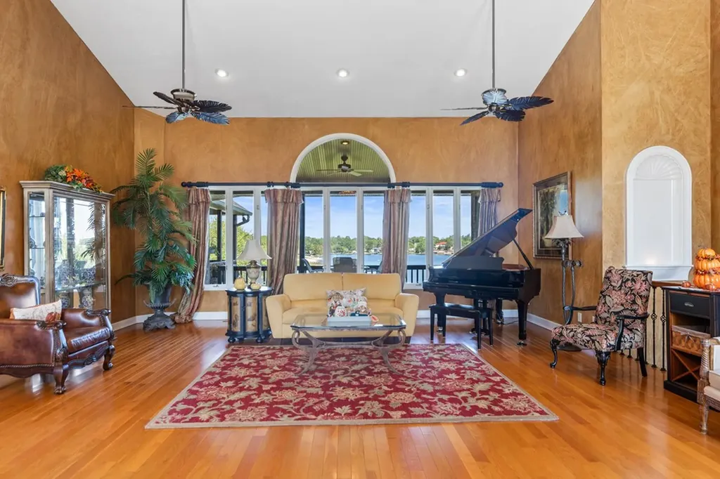 161 River Bend Drive Crossville TN 38555