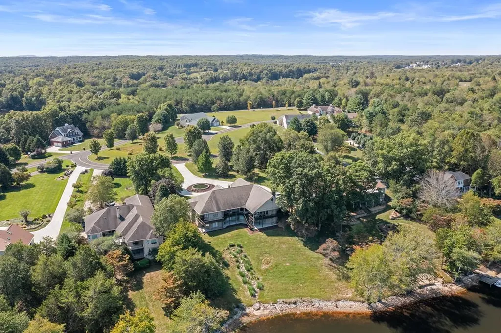 161 River Bend Drive Crossville TN 38555