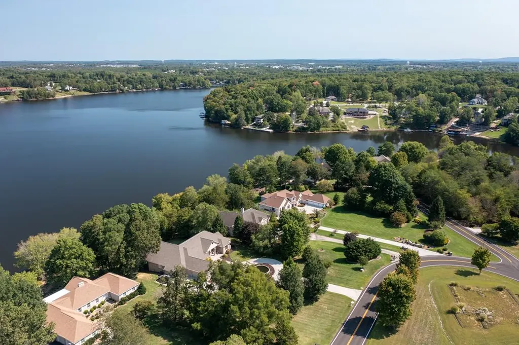 161 River Bend Drive Crossville TN 38555