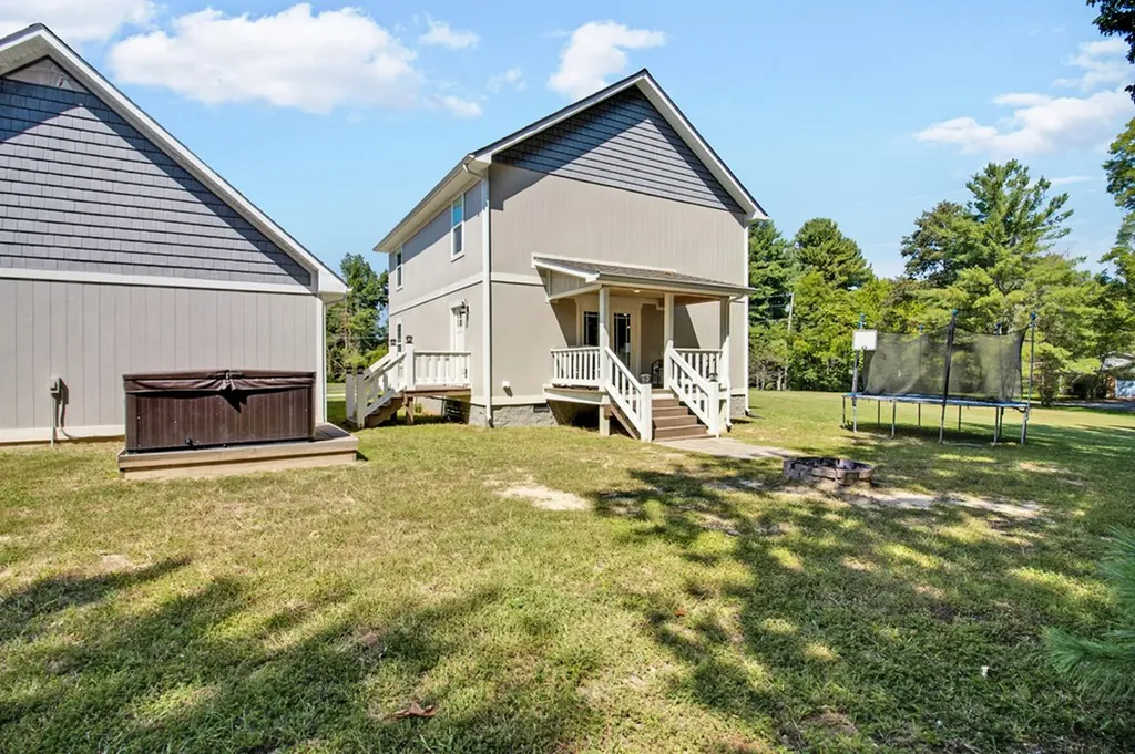 1127 Whispering Pines Lane Jamestown TN 38556