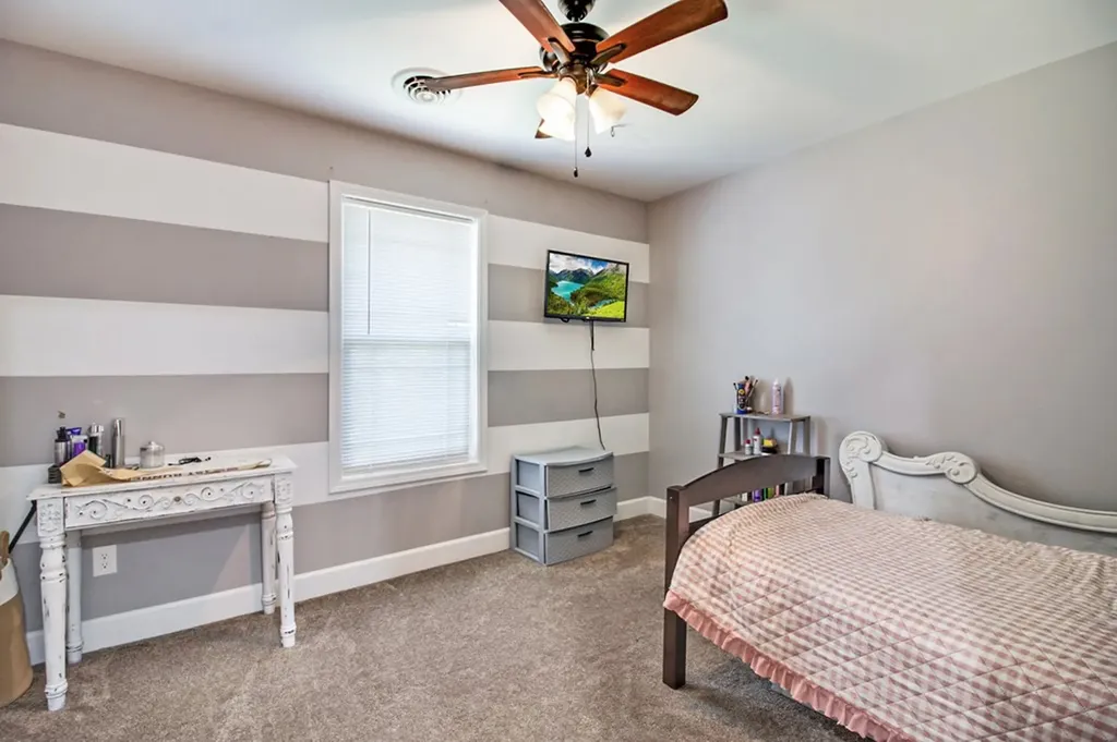 1127 Whispering Pines Lane Jamestown TN 38556