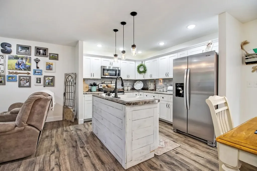 1127 Whispering Pines Lane Jamestown TN 38556