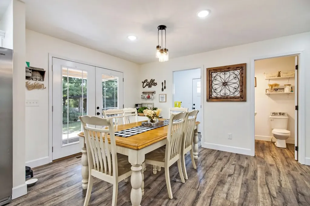 1127 Whispering Pines Lane Jamestown TN 38556