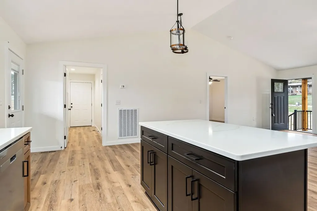 1004 N Spring Street Sparta TN 38583