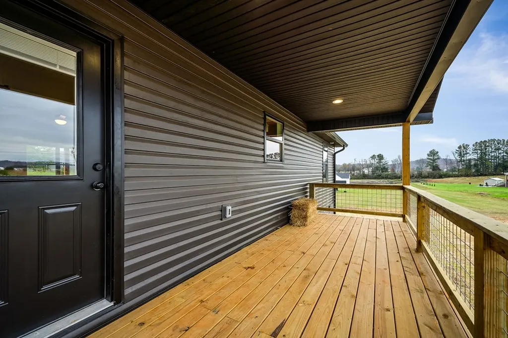 1004 N Spring Street Sparta TN 38583