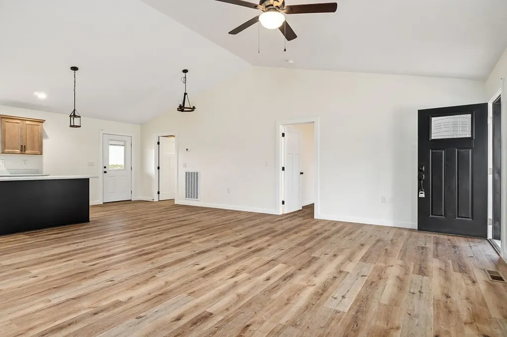 1004 N Spring Street Sparta TN 38583