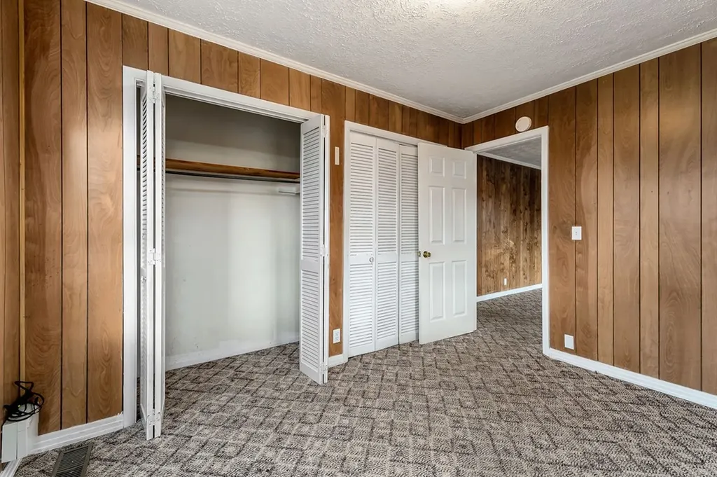 17 Emma L Officer Street Sparta TN 38583