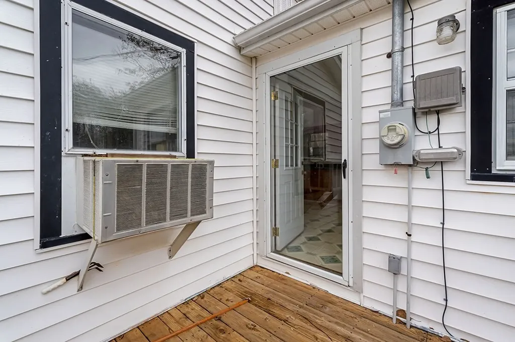 17 Emma L Officer Street Sparta TN 38583