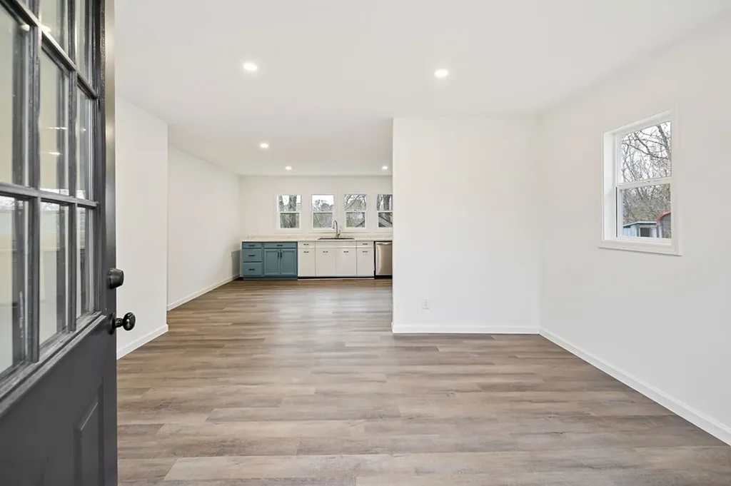 3492 Hilham Highway Hilham TN 38568-5616