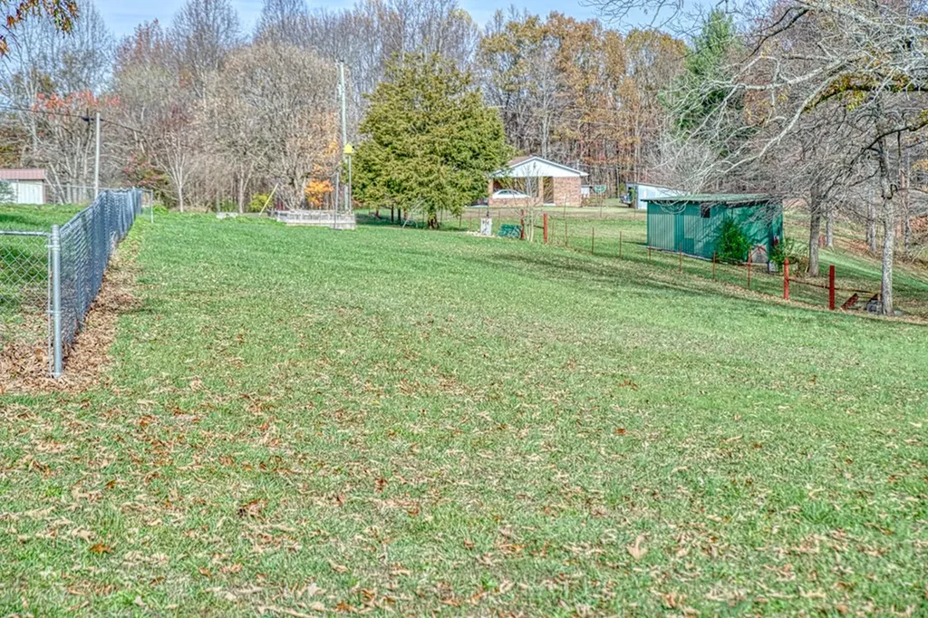 152 Martin Ridge Lane Gainesboro TN 38562