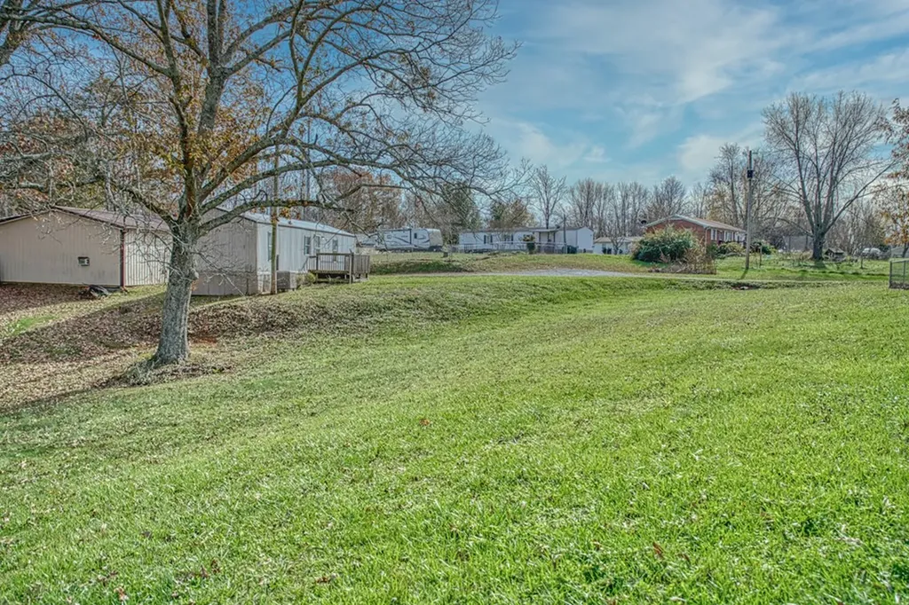 152 Martin Ridge Lane Gainesboro TN 38562