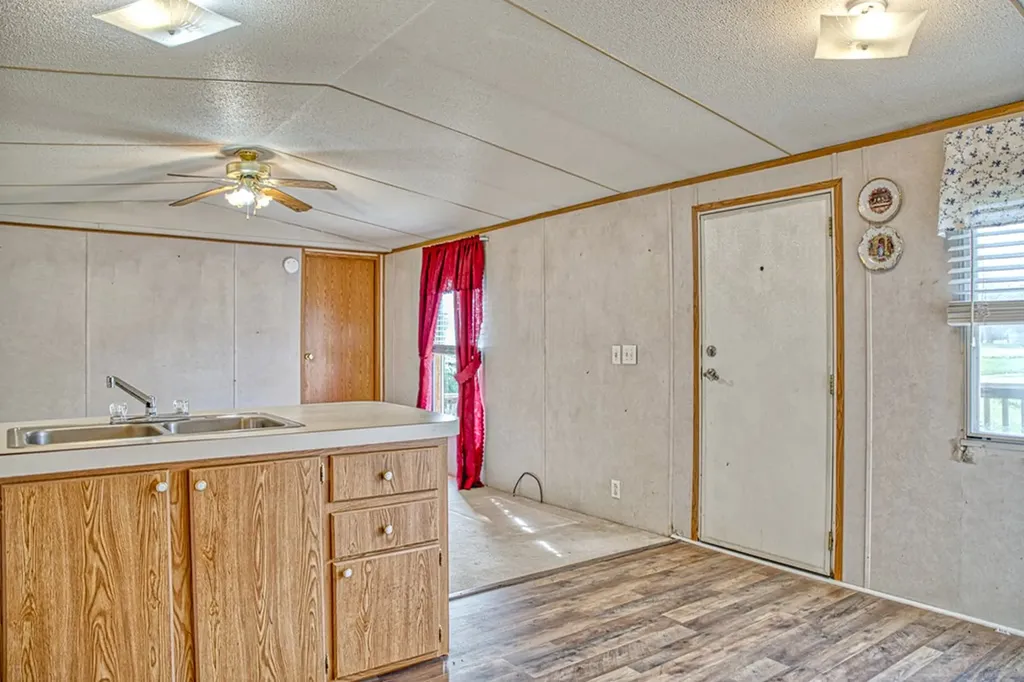 152 Martin Ridge Lane Gainesboro TN 38562