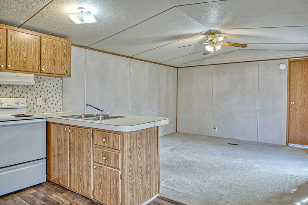 152 Martin Ridge Lane Gainesboro TN 38562