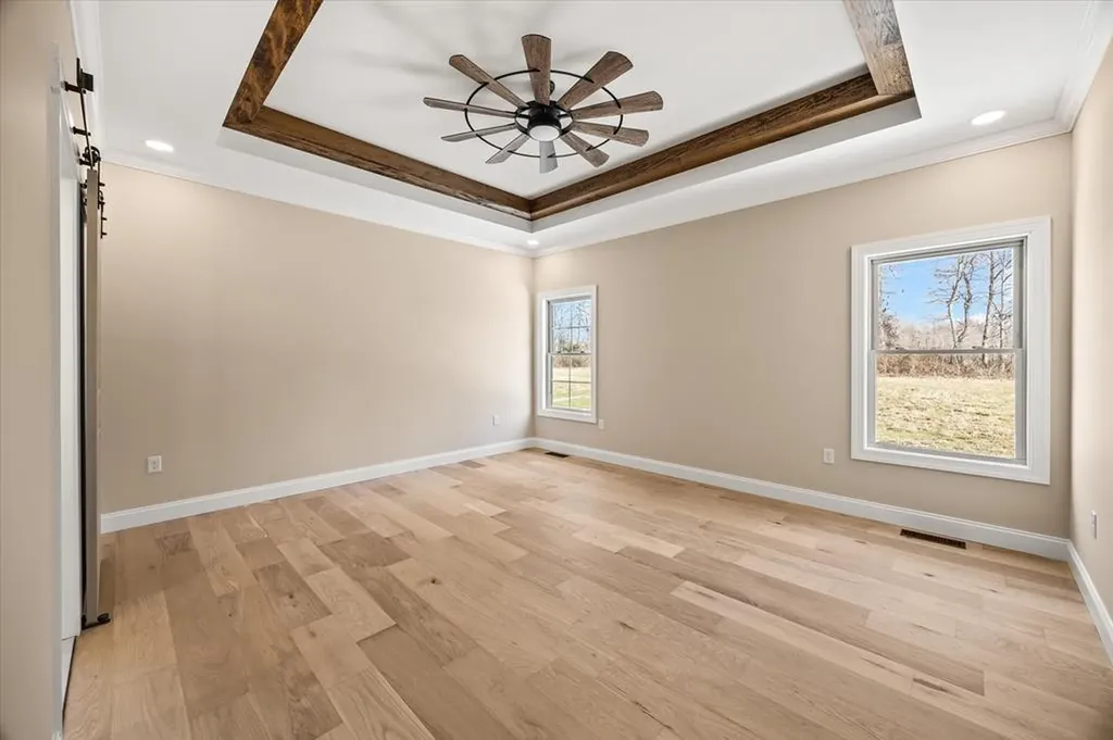 7083 Honeysuckle Trail Baxter TN 38544