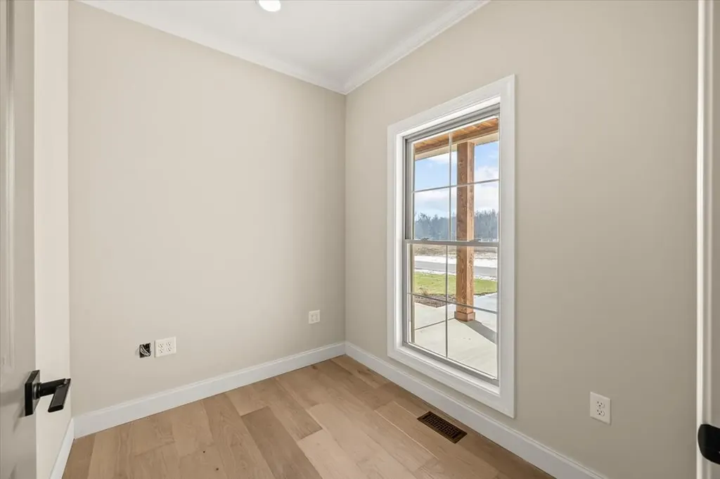 7083 Honeysuckle Trail Baxter TN 38544