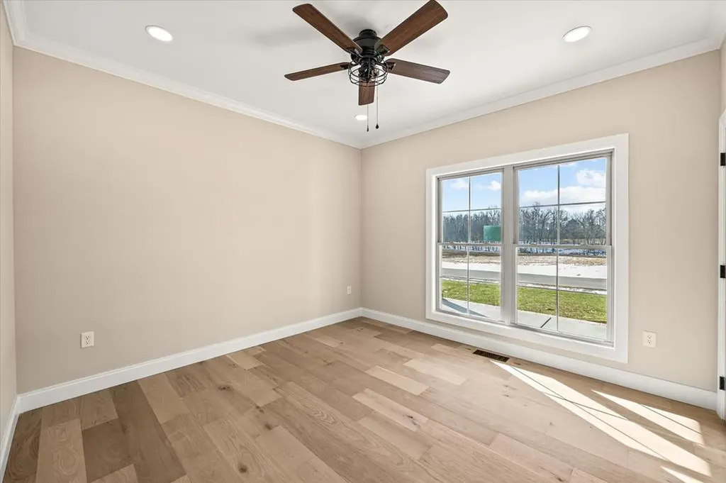 7083 Honeysuckle Trail Baxter TN 38544