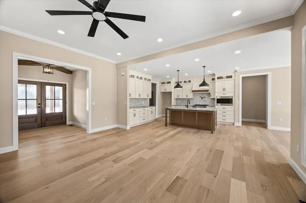 7083 Honeysuckle Trail Baxter TN 38544