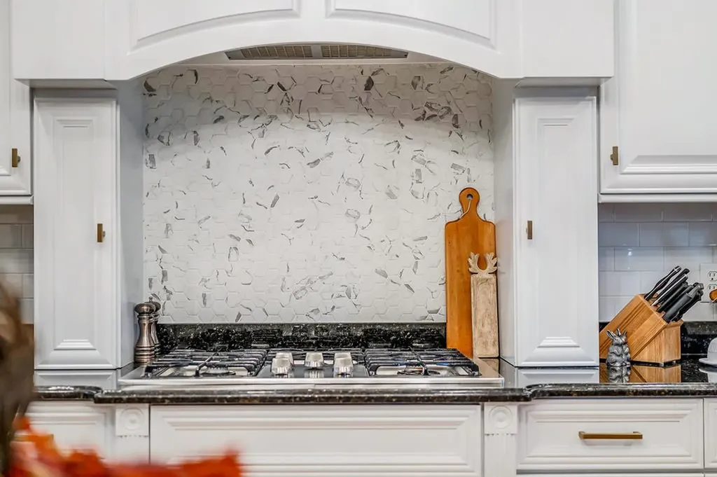 1773 Hickory Cove Cookeville TN 38506