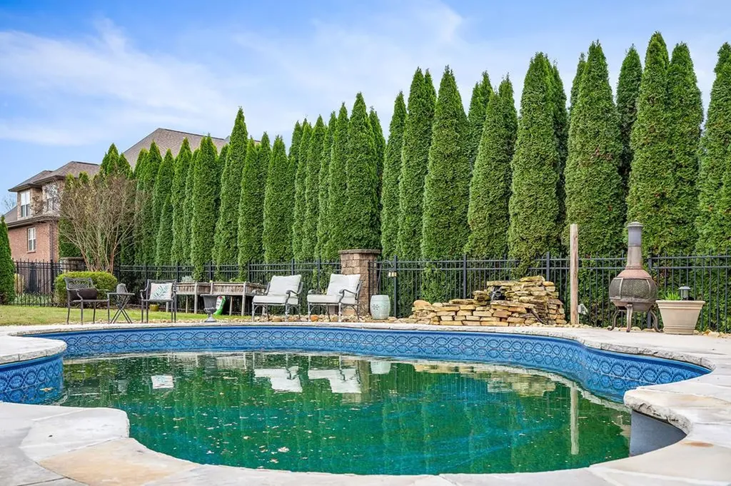 1773 Hickory Cove Cookeville TN 38506