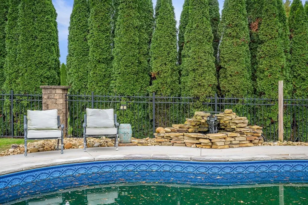 1773 Hickory Cove Cookeville TN 38506