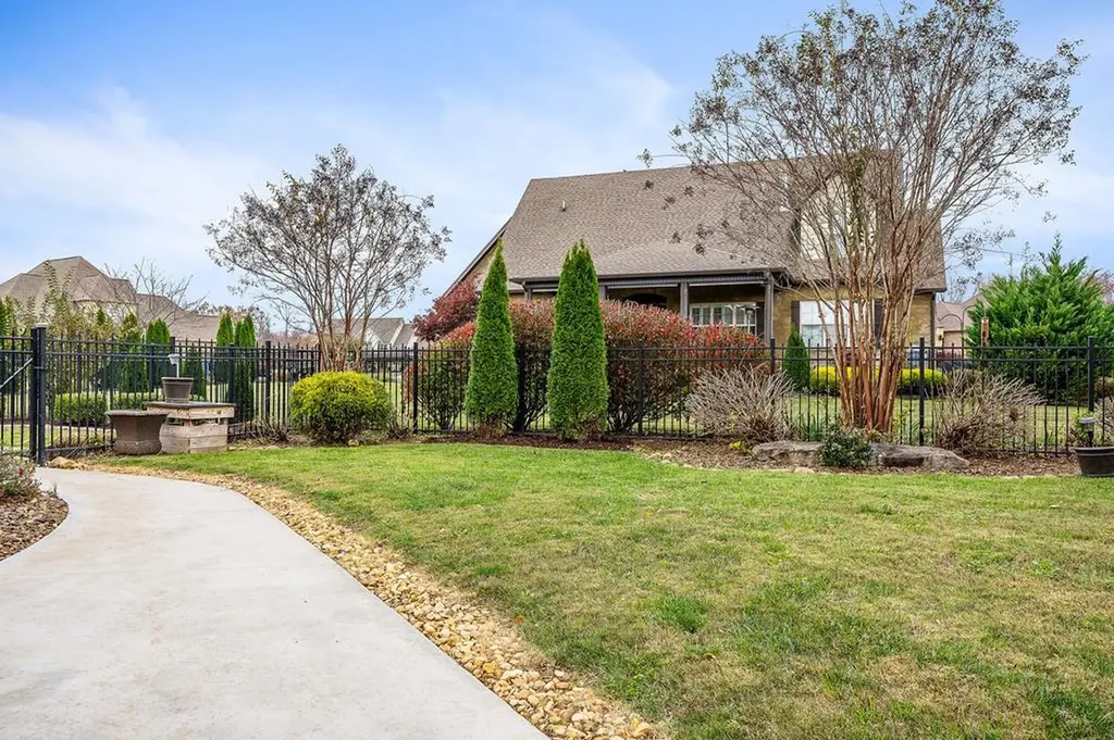 1773 Hickory Cove Cookeville TN 38506