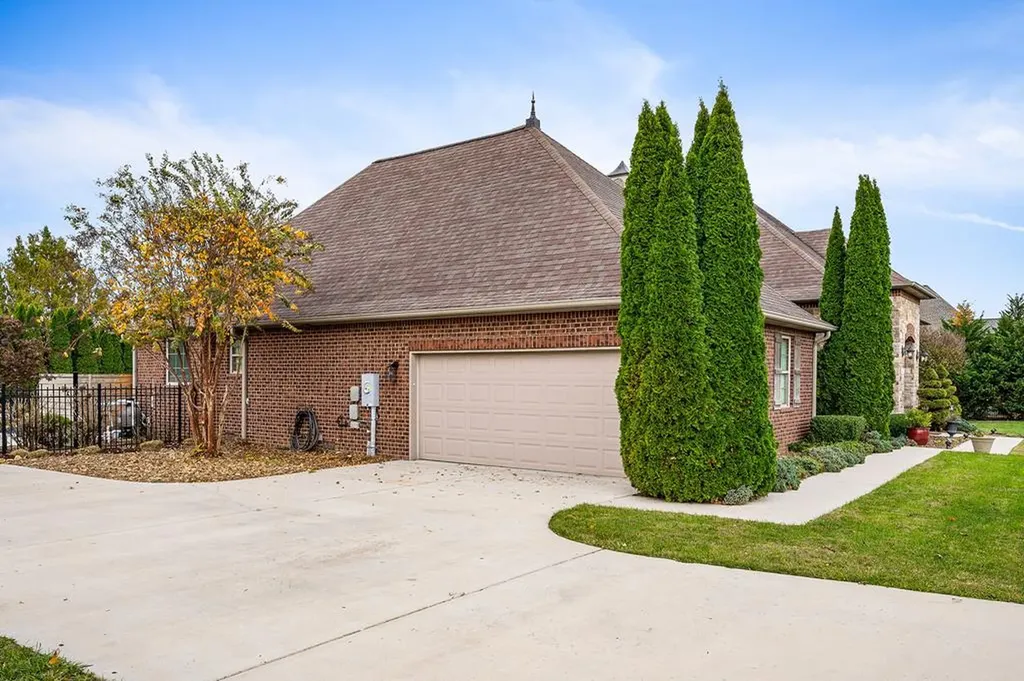 1773 Hickory Cove Cookeville TN 38506