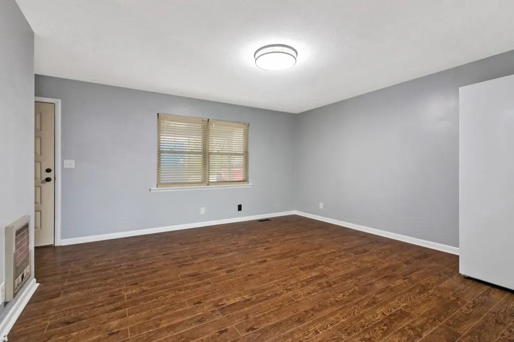 79 Oscar Elmore Lane Crossville TN 38555